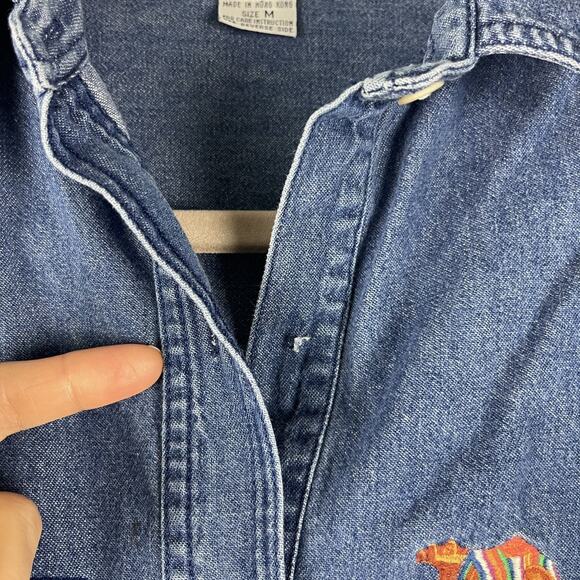 Vintage The Eagles Eye Embroidered Top Womens Medium Blue Denim Tribal Aztec 90s - Picture 15 of 15